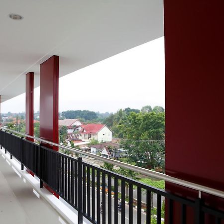Amaris Hotel Muara Bungo - Jambi Extérieur photo