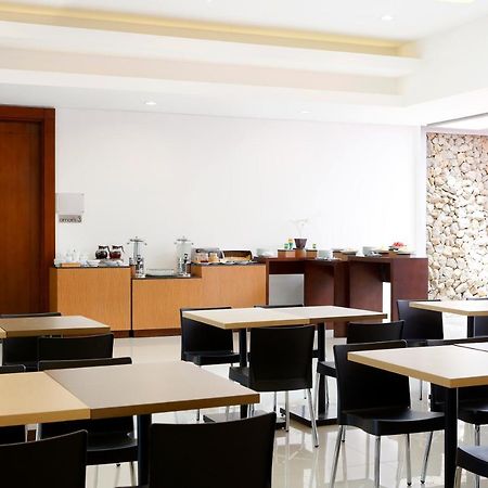 Amaris Hotel Muara Bungo - Jambi Extérieur photo
