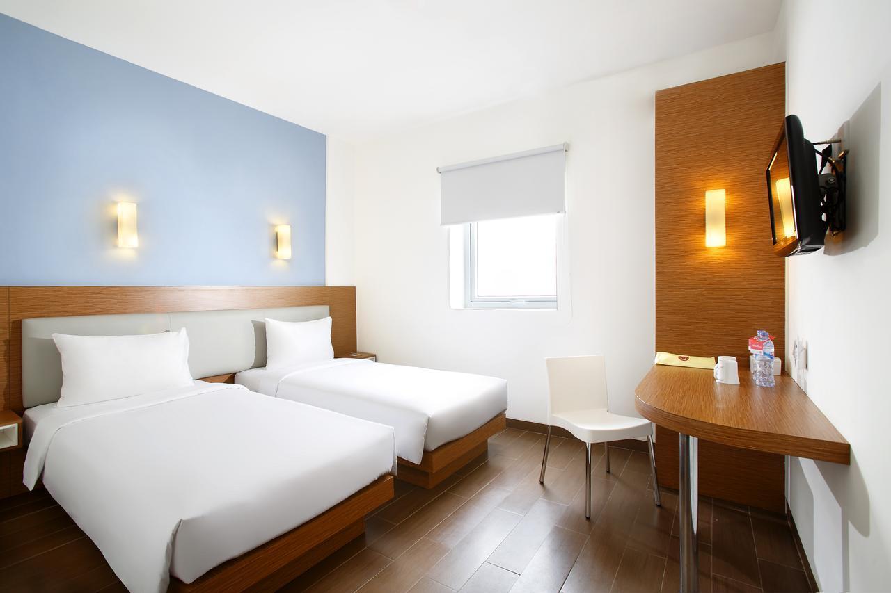 Amaris Hotel Muara Bungo - Jambi Extérieur photo