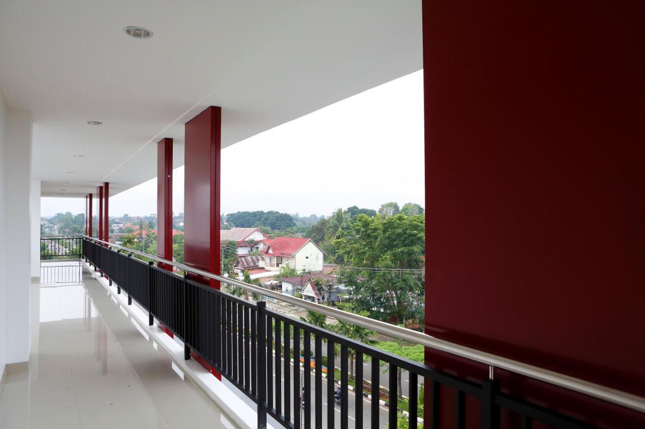 Amaris Hotel Muara Bungo - Jambi Extérieur photo