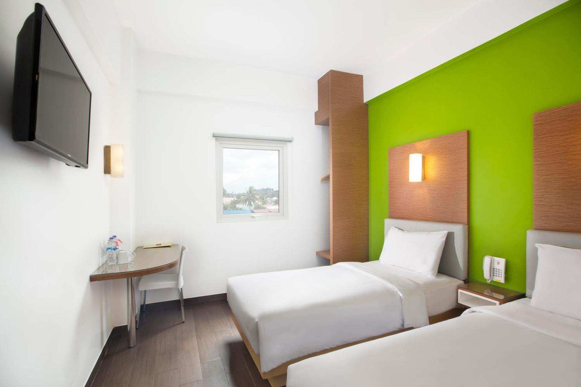 Amaris Hotel Muara Bungo - Jambi Chambre photo